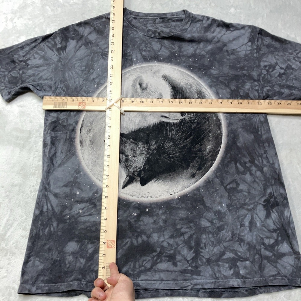 The Mountain Yin‎ Yang Wolves T-Shirt Mens XL Y2K Wolf Animal Print Tie Dye - Picture 4 of 4
